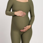 Bra-free long-sleeve maternity bodysuit with short legs, made from breathable, moisture-wicking fabric, perfect for Pilates, yoga, or casual maternity wear